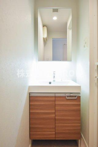 福岡市博多区美野島３丁目の賃貸マンションの洗面所