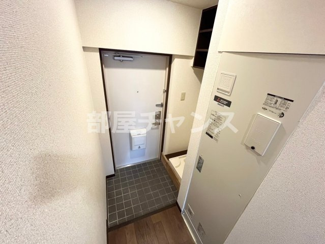 スカイタウン上前津の玄関