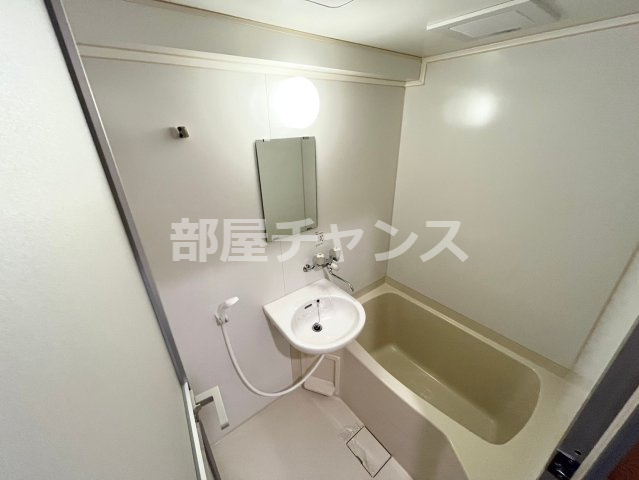 スカイタウン上前津の浴室