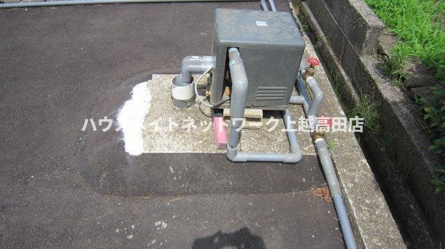 グランドハイツの設備|消雪付駐車場