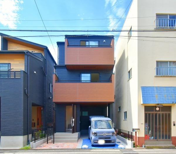 横浜市磯子区滝頭２丁目の新築一戸建の外観|閑静な住宅地でゆったりとお過ごし頂けます。
お気軽にお問合せ下さい！