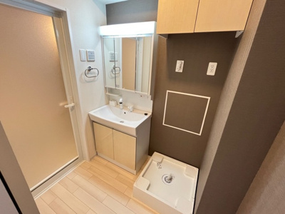 【洗面所】 | ワイド・スリーリング