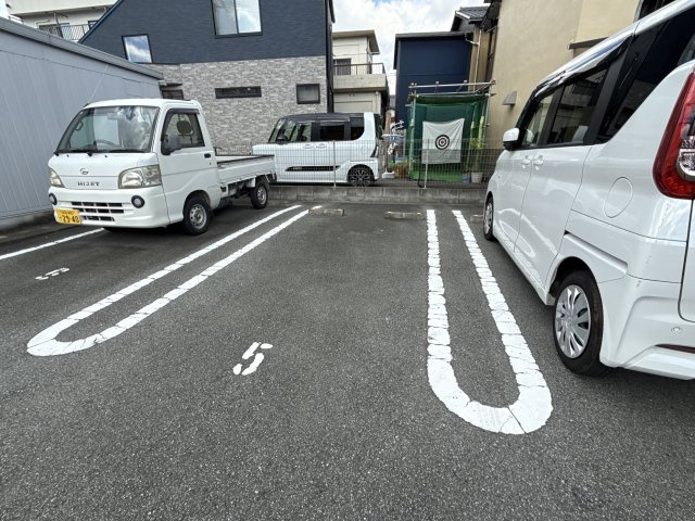みやび荘の駐車場