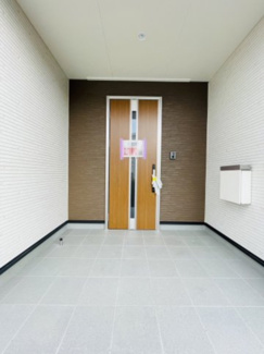 【エントランス】