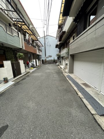 鶴見区茨田大宮２丁目中古戸建の前面道路含む現地写真