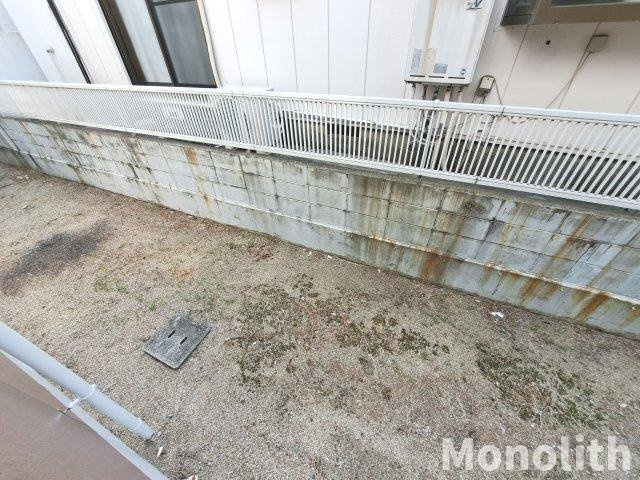 メゾンろーれるの庭