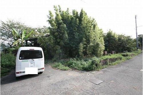 高松市鬼無町　土地の前面道路含む現地写真