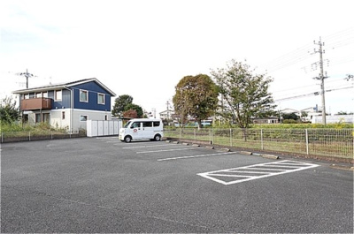 【駐車場】 | ルシール細谷 Ａ | 駐車場