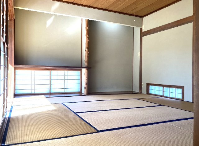 八戸市根城六丁目の和室