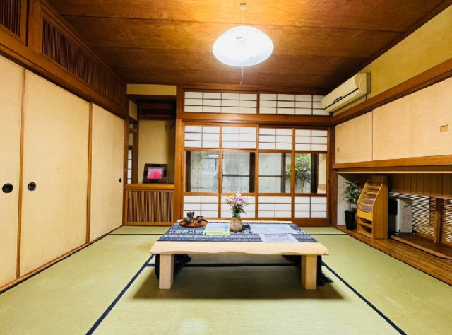 八戸市根城六丁目の和室