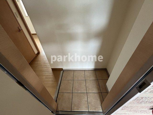 フォブール泉川の玄関