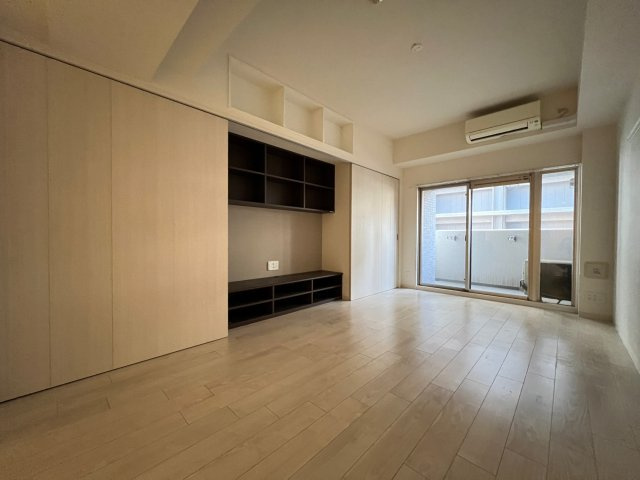 プレサンス堺筋本町駅前の居間・リビング