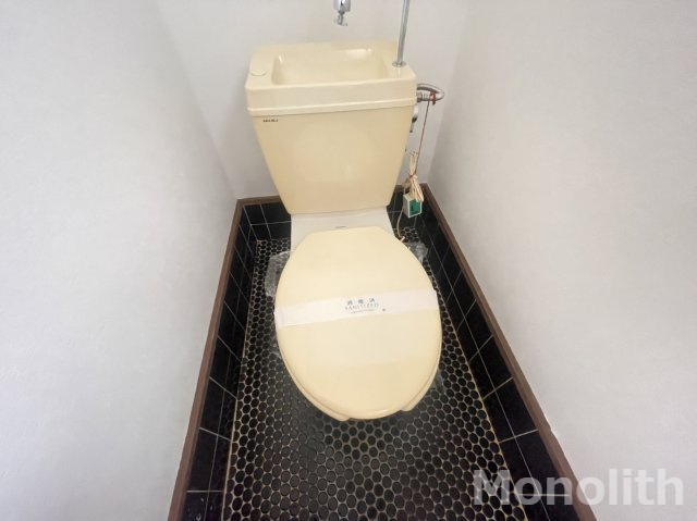 阪南市自然田戸建てのトイレ