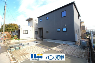 【外観】 | リーブルガーデン防府市三田尻３丁目（１号棟） | 現地（2024年10月30日撮影）
室内・外構工事中です。
