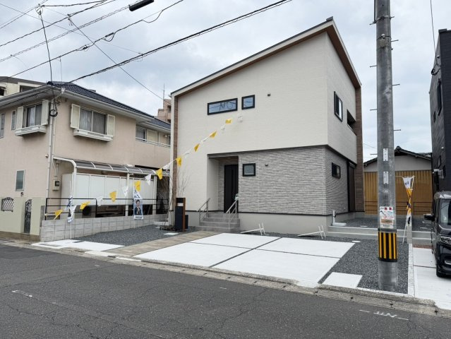 ーARCHI DAYSーアーキデイズ小倉南区沼本町4丁目　【小倉南区　新築戸建て】の外観|シックでかっこいい外観です【小倉南区　新築戸建て】