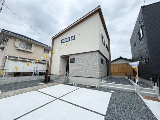 ーARCHI DAYSーアーキデイズ小倉南区沼本町4丁目　【小倉南区　新築戸建て】の駐車場|駐車スペースは並列2台可能♪　【小倉南区　新築戸建て】