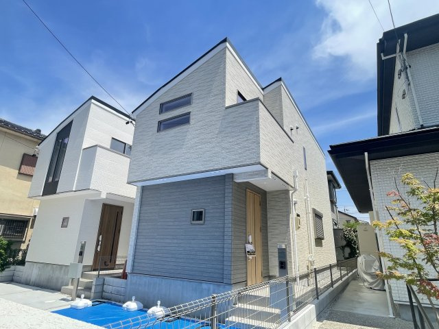 MIRASUMO緑区鏡田0708②｜名古屋市の戸建ならホームアップの駐車場|並列2台駐車可能