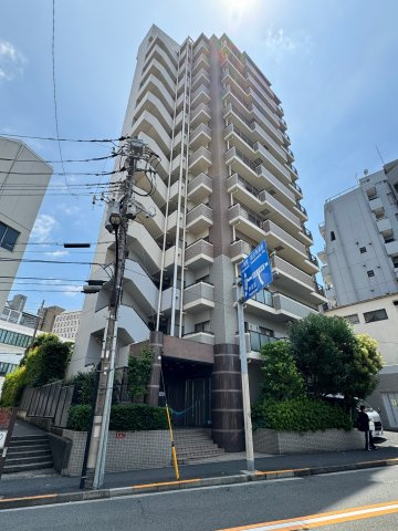 メゾンエクレーレ早稲田の外観