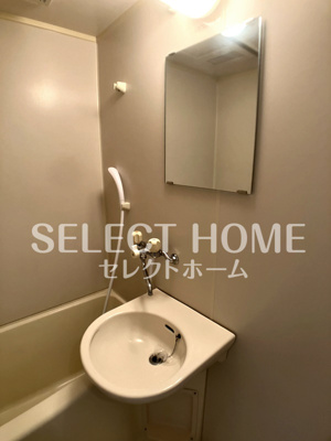 【洗面所】 | Ｓｕｒｐｌｕｓ　Ｖｅｒｄｅ | ゆったりとスペースのある洗面所
同型タイプ