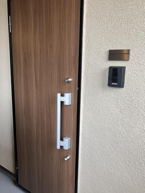 グランドール豪徳寺Ｖのエントランス