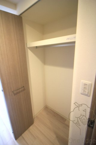 プレサンス大阪都島エレナードの収納