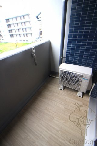 プレサンス大阪都島エレナードのバルコニー