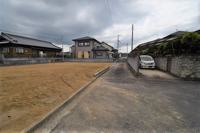 円座町土地の外観