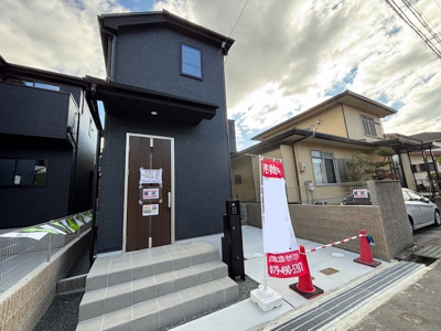 【外観】 | 神戸市垂水区神陵台9丁目　新築一戸建1号棟　仲介手数料無料！ | 落ち着いた雰囲気の外観です