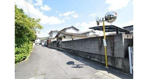 高松町　土地の前面道路含む現地写真