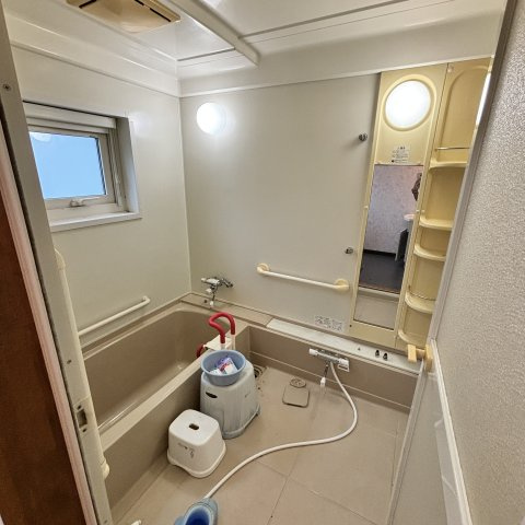 登別市千歳町53-14戸建の浴室