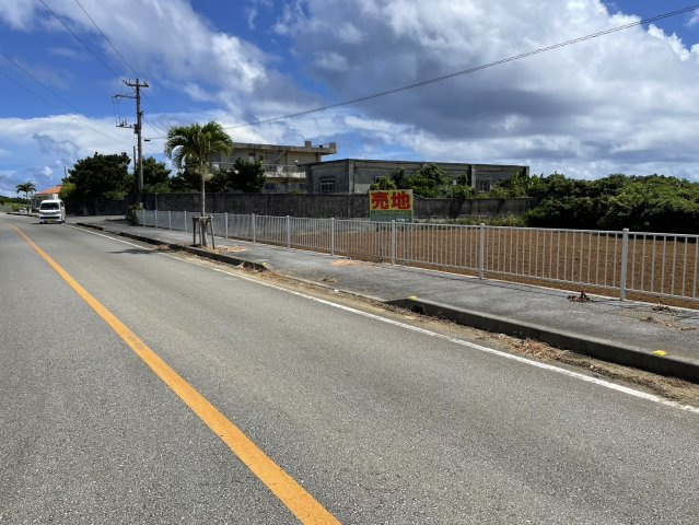 城辺字保良413-5・他1筆の外観