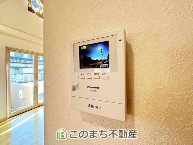宇都宮市城南2丁目　中古戸建の設備|ＴＶモニター付きインターホンで防犯面もしっかり安心♪
