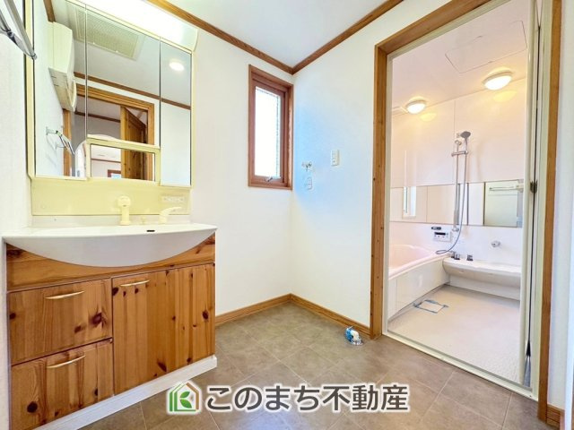 宇都宮市城南2丁目　中古戸建の洗面所