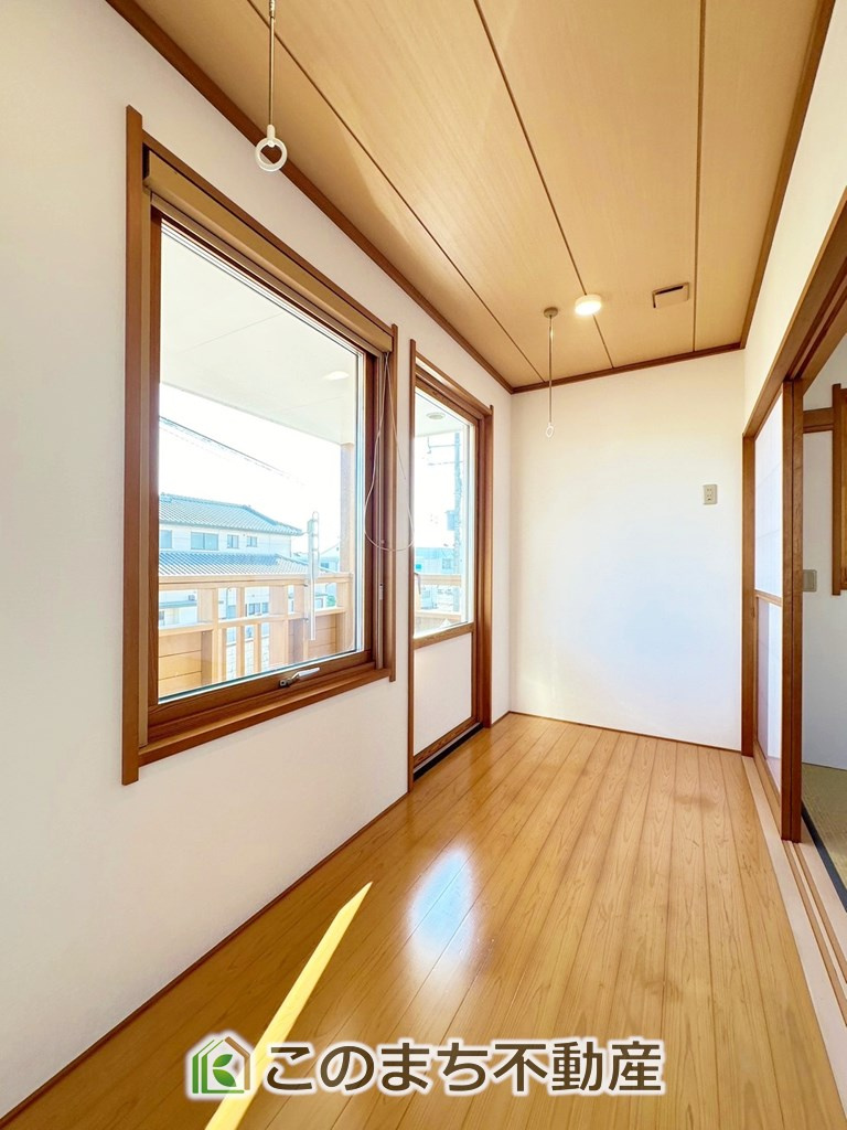 宇都宮市城南2丁目　中古戸建の内装|広縁には室内物干しも設置しております☆