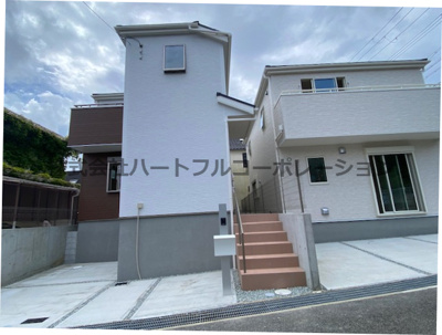 【外観】 | 神戸市垂水区神陵台9丁目　新築戸建2号棟　仲介手数料無料！ | 垂水区神陵台9　新築2号棟　仲介手数料無料！