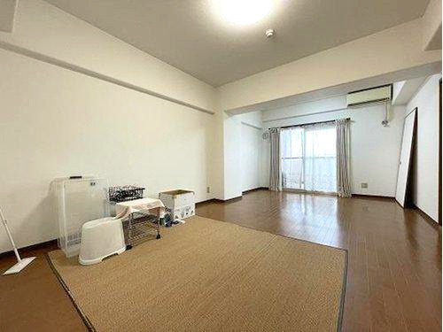 シティフォレスト武町の居間・リビング|リビングダイニングの様子です。