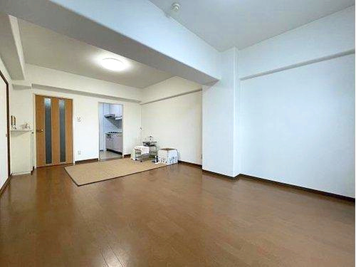 シティフォレスト武町の居間・リビング|リビングダイニングの様子です。