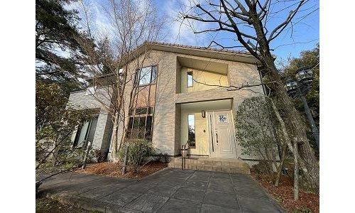 霧島市霧島田口字戸崎戸建ての外観|自然と調和のとれた外観です。