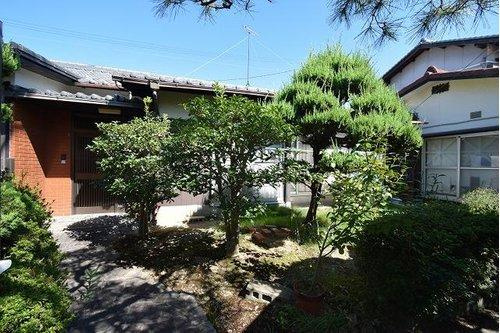 太田上町　戸建の庭