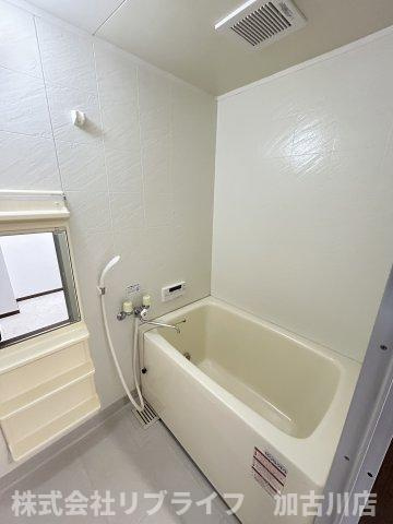 高砂市中島３丁目の賃貸マンションの浴室