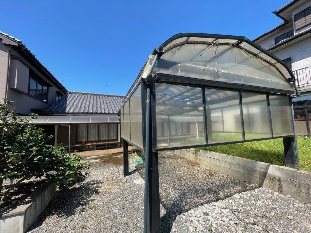 霧島市国分広瀬2丁目戸建ての駐車場