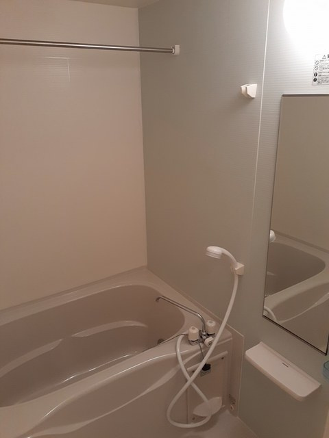 ジュネス　ド　アーサの浴室