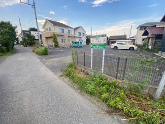 【前面道路含む現地写真】 | 川越市石原町1丁目　東武東上線「川越市駅」徒歩22分　敷地150坪　【月越小学区】