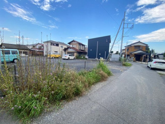 【前面道路含む現地写真】 | 川越市石原町1丁目　東武東上線「川越市駅」徒歩22分　敷地150坪　【月越小学区】
