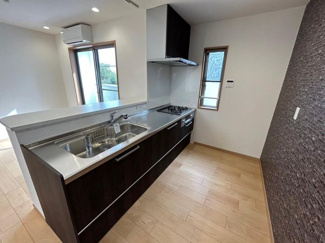 【キッチン】 | 茅ヶ崎市美住町 中古戸建て | カウンターキッチン