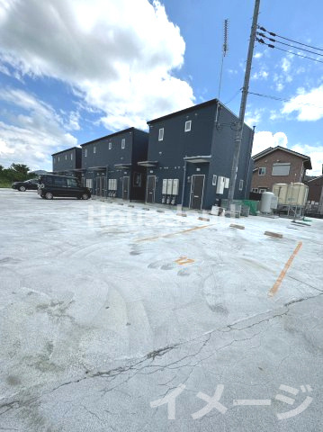 TJ本脇A棟の駐車場