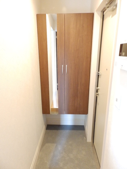【玄関】 | サーナ | 収納もある玄関です