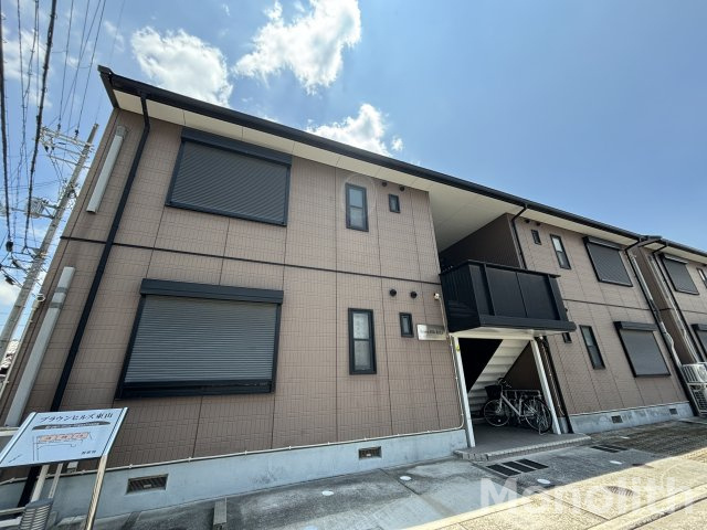 ブラウンヒルズ東山A棟