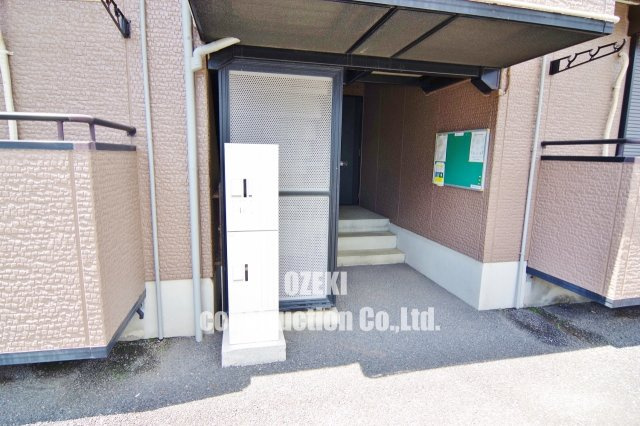 イーストサンホームのエントランス