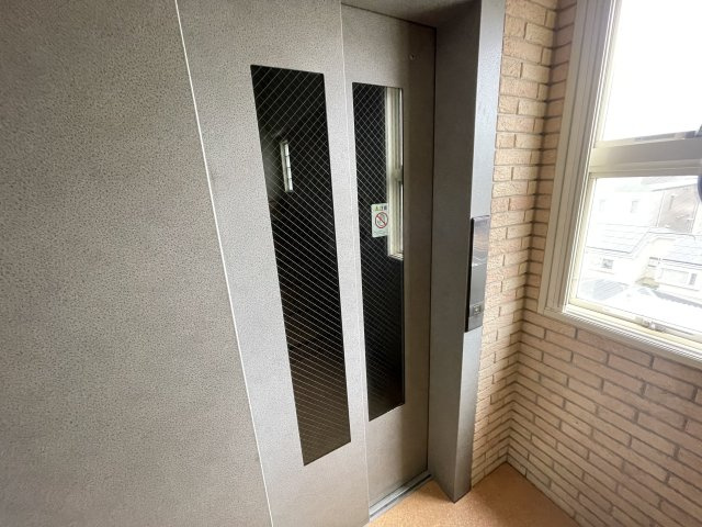 岩崎館のエントランス